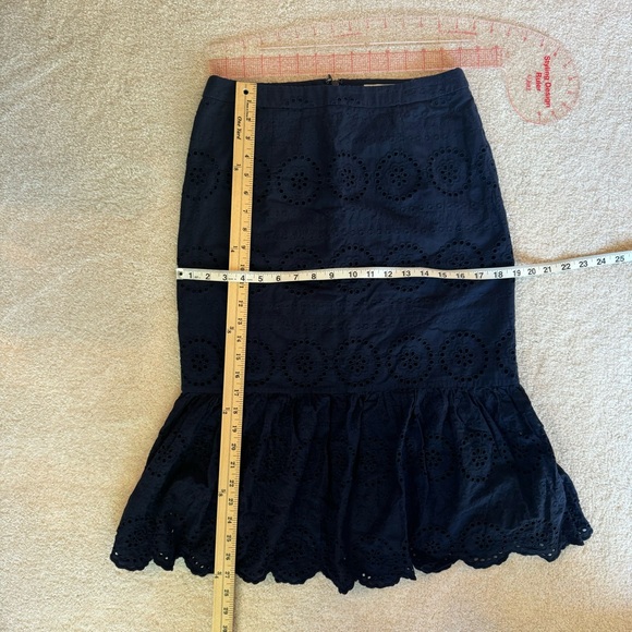 Boden Broderie Eyelet Skirt Navy Blue Size 6R Trumpet Mermaid Midi Cotton - Picture 4 of 13